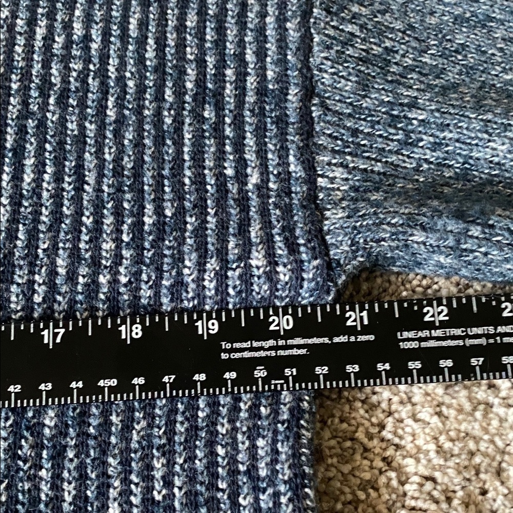 Leo & Nicole Cozy Blue Cowl Neck Oversized Sweater. Size S. - Picture 10 of 16